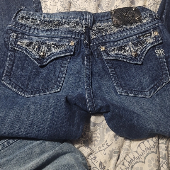 Miss Me Jeans Size 31 With 25 In Inseam - Picture 1 of 3